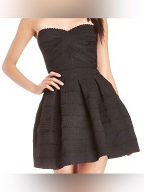 Black Strapless Fit-and-Flare Mini bandage dress SZ S
